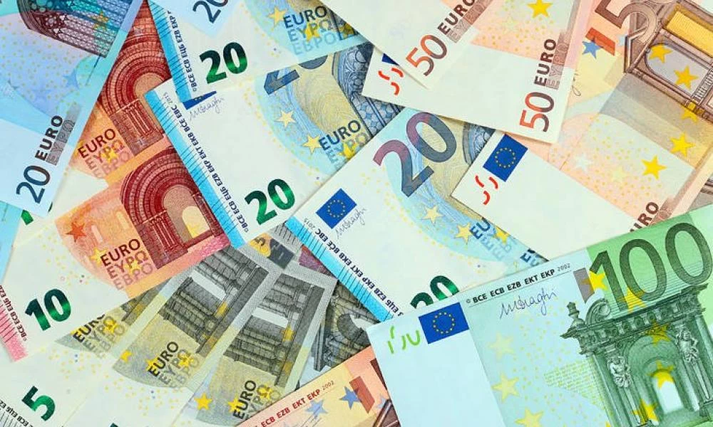 Επίδομα Αυγούστου: Δικαιούχοι των 534 ευρώ και προθεσμία δηλώσεων